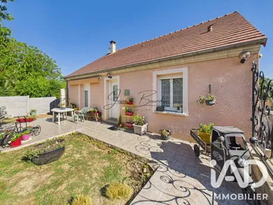 Maison à Villeneuve-la-Guyard (89340)