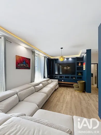 Immeuble à Perthes (77930)