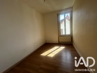 Apartment in Montluçon (03100)
