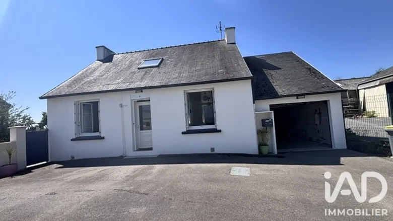 Maison 4 pièces 82 m² · à Le Cloître-Pleyben · 82,4 m² · 167 500 €