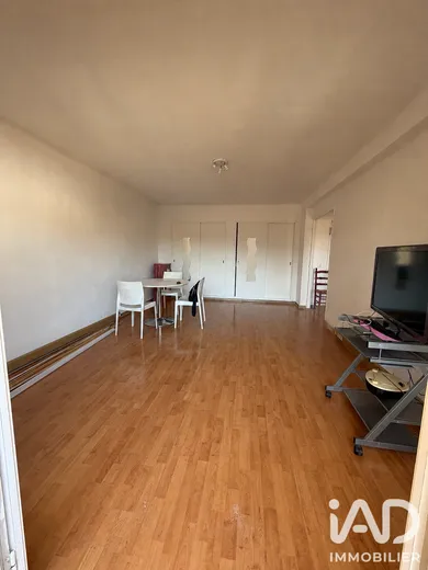 Apartment in Vallauris (06220)