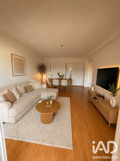 Apartment in Vallauris (06220)