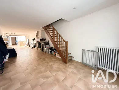 Maison de village à Vétheuil (95510)