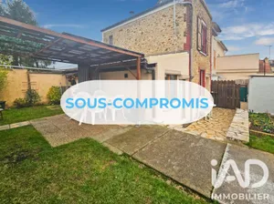Townhouse in Villecresnes (94440)