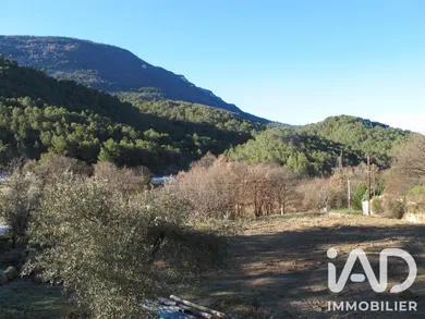 Terrain à bâtir à Eygaliers (26170)
