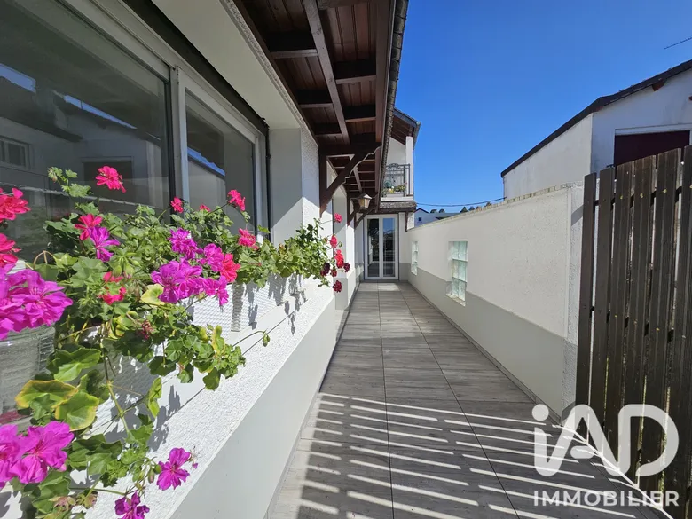 Maison 5 pièces 141 m² · à Oloron-Sainte-Marie · 141 m² · 255 000 €