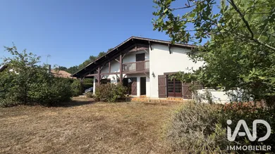 Maison traditionnelle à Parentis-en-Born (40160)
