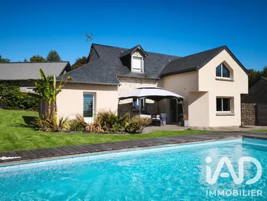 Maison à Crennes-sur-Fraubée (53700)