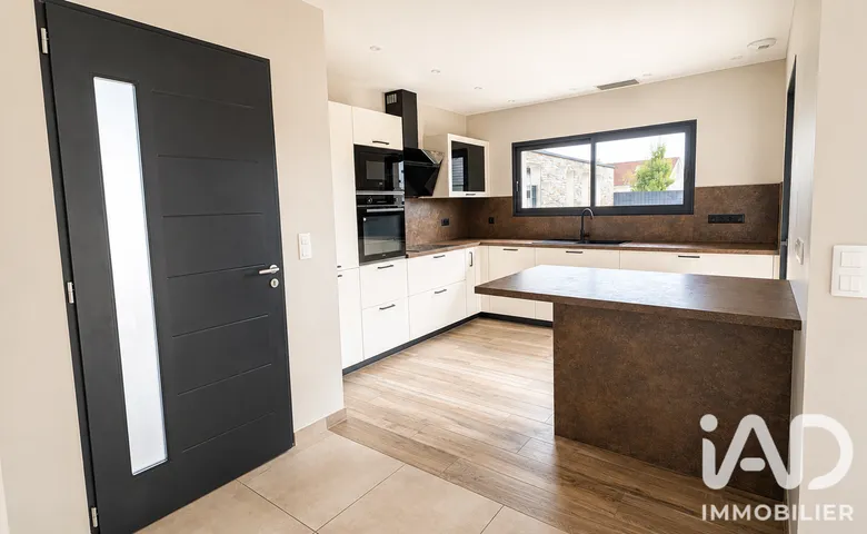 Maison 5 pièces 127 m² · à Sauvagnon · 127 m² · 385 000 €