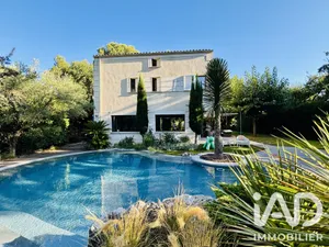 Maison d'architecte à Bouc-Bel-Air (13320)