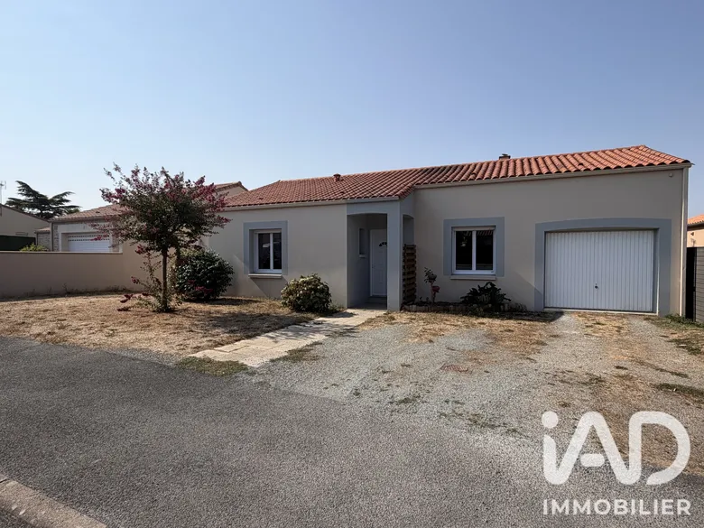 Maison 3 pièces 70 m² · à Antigny · 70 m² · 146 500 €