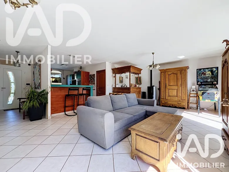 Maison 7 pièces 158 m² · à Cléty · 158 m² · 353 000 €