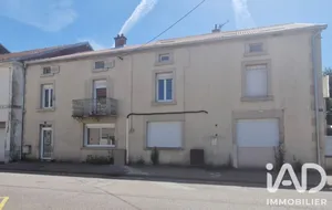 Building in Luxeuil-les-Bains (70300)