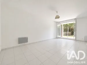 Apartment in Créon (33670)