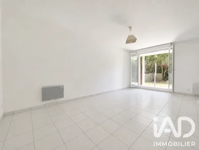 Appartement à Créon (33670)