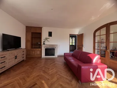 Maison traditionnelle à Branne (33420)