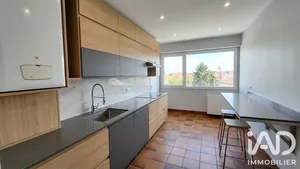 Apartment in La Roche-sur-Yon (85000)