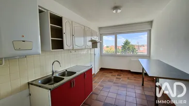 Apartment in La Roche-sur-Yon (85000)