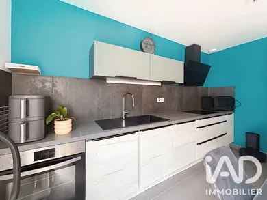 House in Ouveillan (11590)