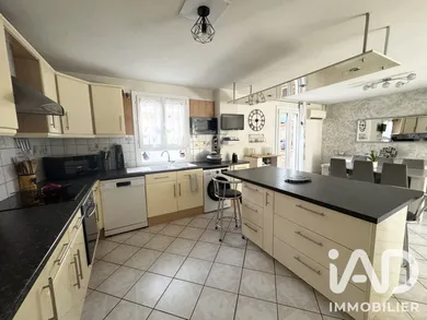 House in Drancy (93700)