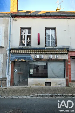 Building in Bonny-sur-Loire (45420)