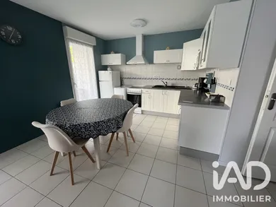 Appartement à La Roche-sur-Yon (85000)