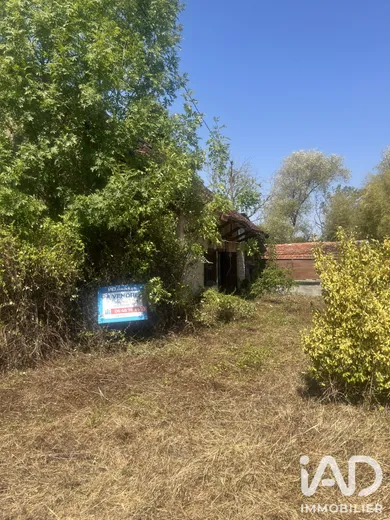 Park home in Messia-sur-Sorne (39570)