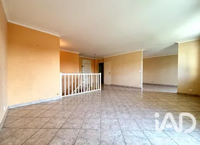 Apartment in Saint-Didier-au-Mont-d'Or (69370)
