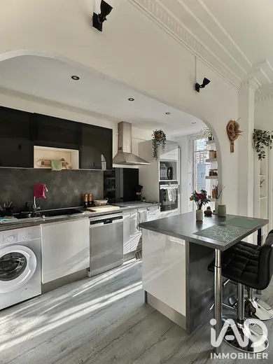 Apartment in Toulon (83000)