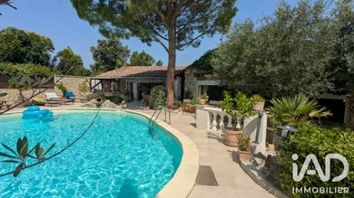 Park home in Caumont-sur-Durance (84510)