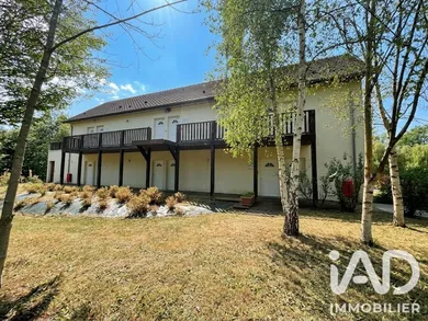 Immeuble à Sainte-Gemme-Moronval (28500)