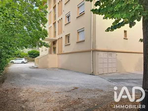 Appartement à Hyères (83400)