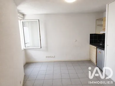 Apartment in Grenoble (38100)