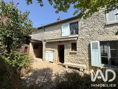 Village house in Briarres-sur-Essonne (45390)