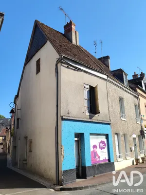 Immeuble à Châtillon-Coligny (45230)