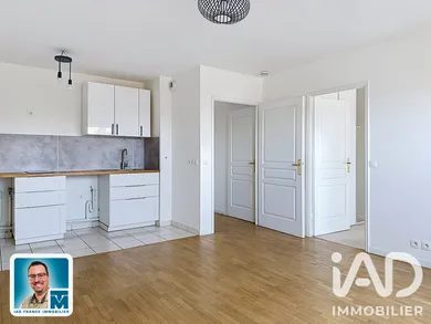 Appartement à Suresnes (92150)