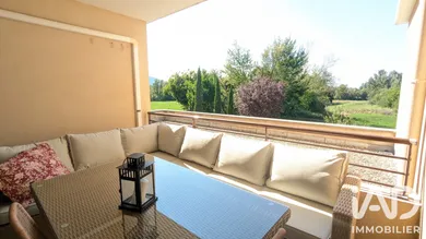 Appartement à Oppède (84580)