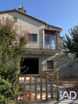 Architectural house in Molières-Cavaillac (30120)