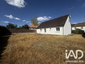 Detached house in Saint-Denis-Lanneray (28200)