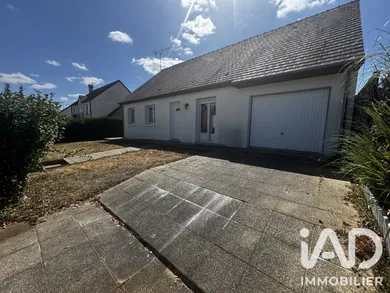 Detached house in Saint-Denis-Lanneray (28200)