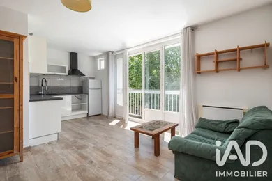 Apartment in Saint-Martin-d'Hères (38400)