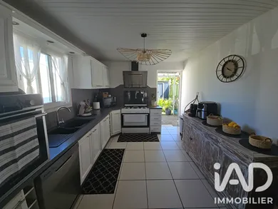 House in Saint-Pierre (97410)