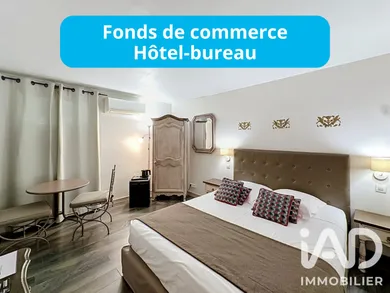 Hôtel à Avignon (84000)