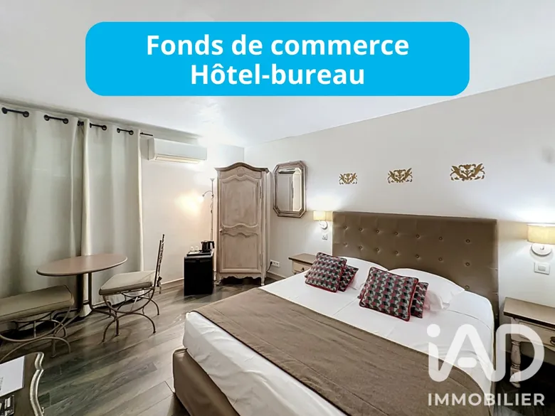Hôtel à Avignon (84000) · 630 m² · 400 000 €