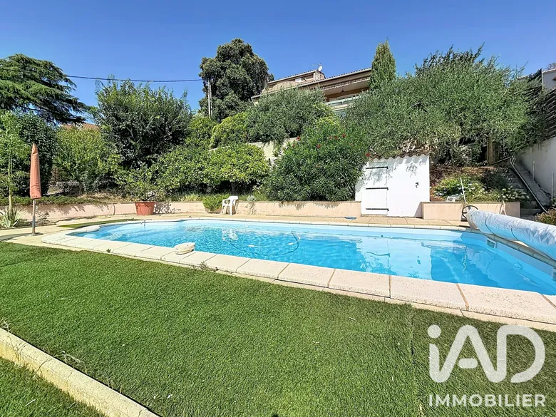 Maison 5 pièces 180 m² · à La Seyne-sur-Mer · 180 m² · 639 000 €