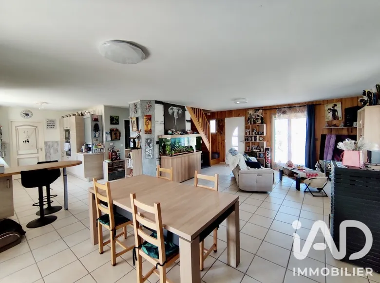 Maison 4 pièces 129 m² · à Courcelles-de-Touraine · 129 m² · 261 000 €