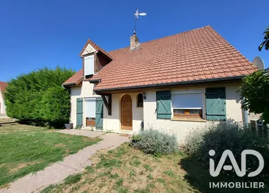 Maison de campagne à Caillouël-Crépigny (02300)