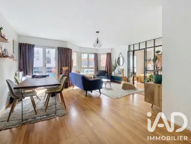 Appartement à Suresnes (92150)