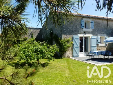 Maison de campagne à Haimps (17160)