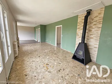 Maison traditionnelle à Aviron (27930)